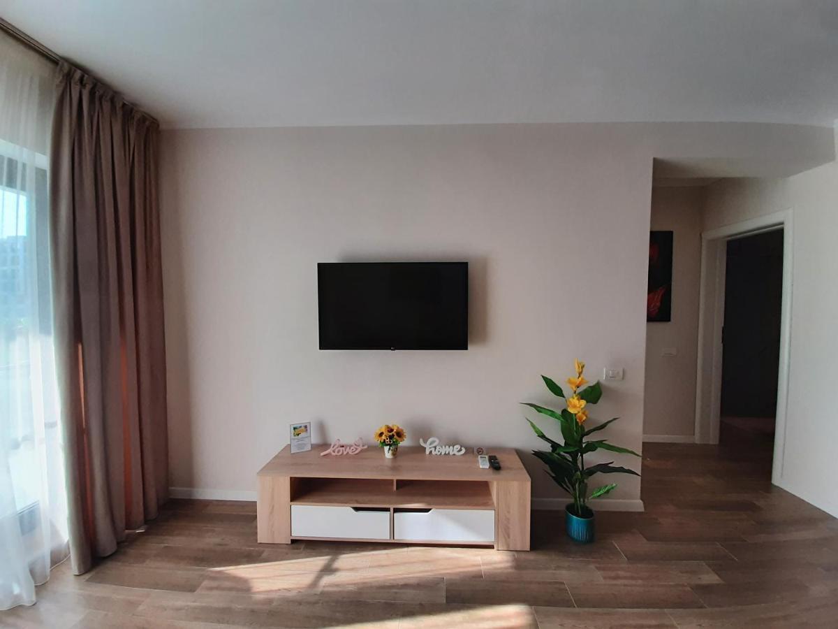 Serrenity Aparthotel Sea View Luxury Tower Navodari Bagian luar foto